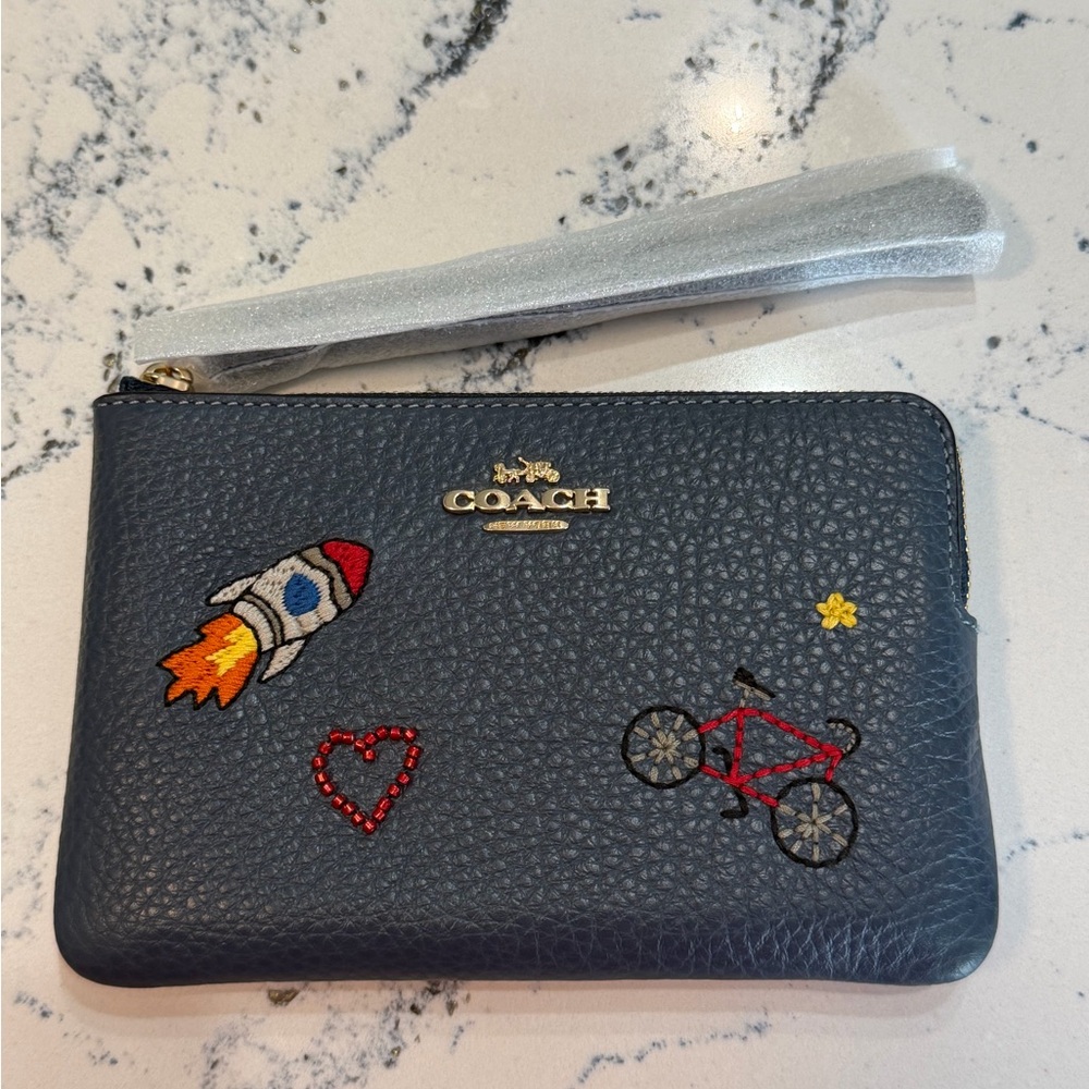 NWT Coach Corner Zip Wristlet in Dark Denim